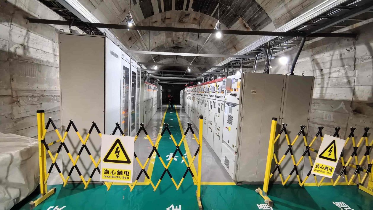 Industrial anti-slip floor mat installed in factory production line